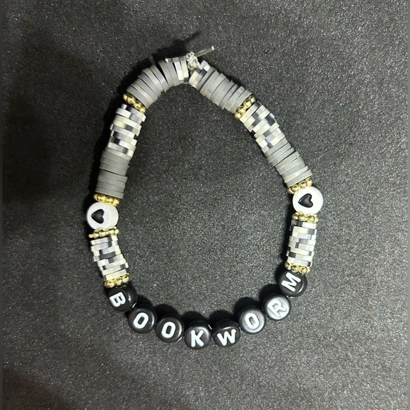 Bookworm Heishi Bracelet - Picture 3 of 7